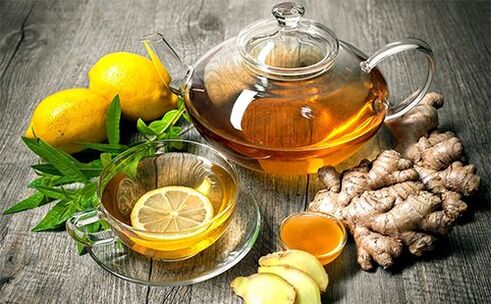 Tea with lemon and ginger
